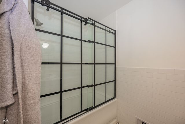 2513 E 99th Street, Carmel, IN 46280