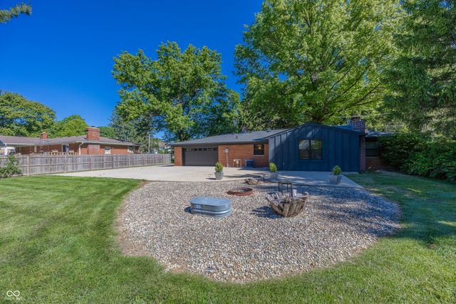2513 E 99th Street, Carmel, IN 46280