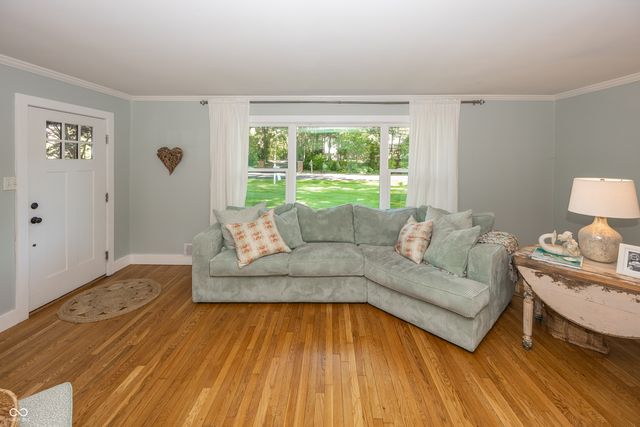 2513 E 99th Street, Carmel, IN 46280