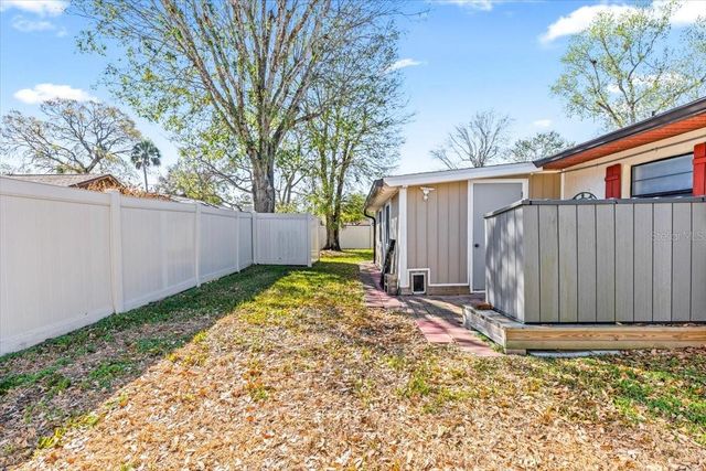 923 SANDLE WOOD DRIVE, Port Orange, FL 32127