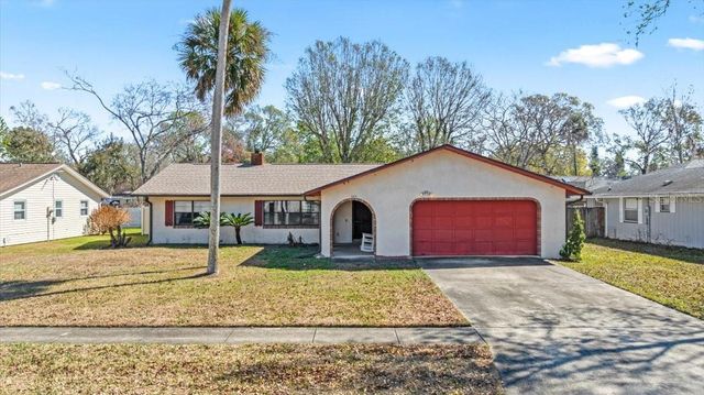 923 SANDLE WOOD DRIVE, Port Orange, FL 32127