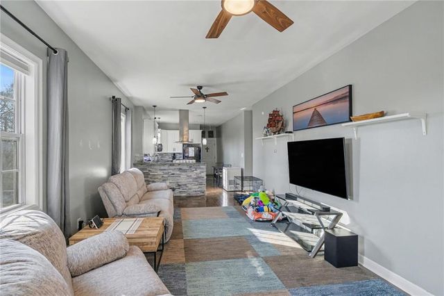 120 S Valley Street, Kansas City, KS 66102