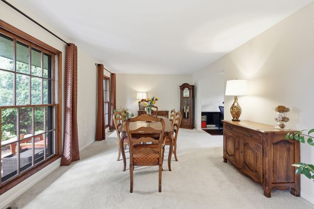 1222 Biscayne Drive, Elk Grove Village, IL 60007