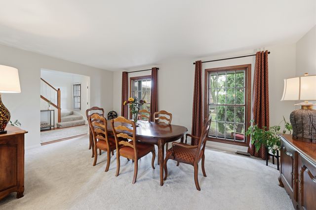 1222 Biscayne Drive, Elk Grove Village, IL 60007