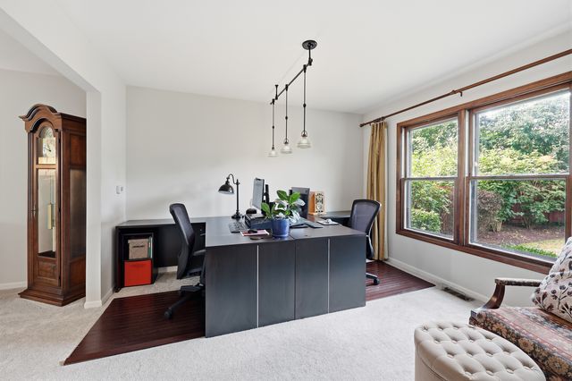 1222 Biscayne Drive, Elk Grove Village, IL 60007