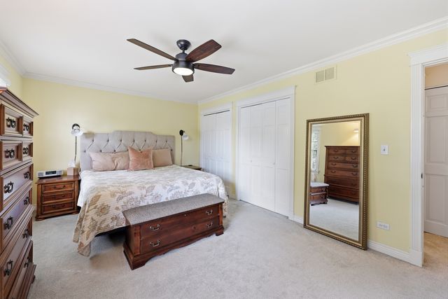 1222 Biscayne Drive, Elk Grove Village, IL 60007