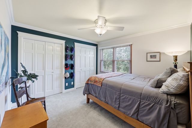 1222 Biscayne Drive, Elk Grove Village, IL 60007