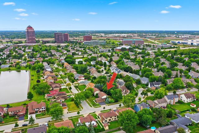 1222 Biscayne Drive, Elk Grove Village, IL 60007