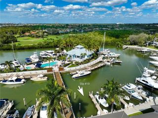 1777 Gulfstar DR S, Naples, FL 34112