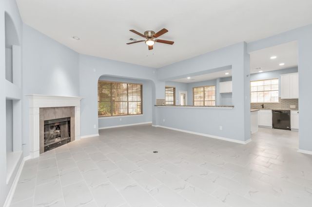 19 Long Springs Place, The Woodlands, TX 77382