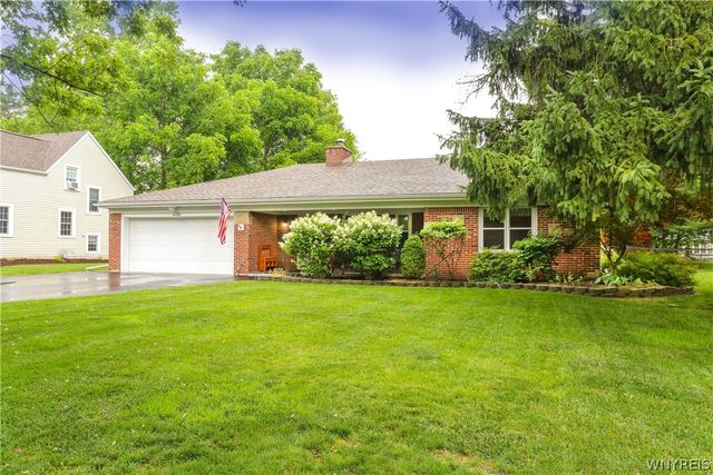 4135 Harris Hill Road, Clarence, NY 14221
