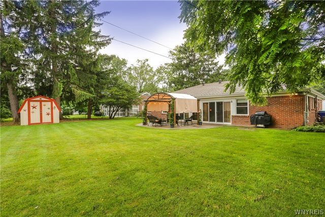 4135 Harris Hill Road, Clarence, NY 14221