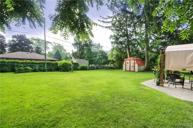 4135 Harris Hill Road, Clarence, NY 14221