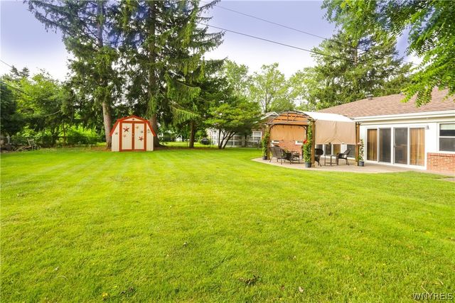 4135 Harris Hill Road, Clarence, NY 14221
