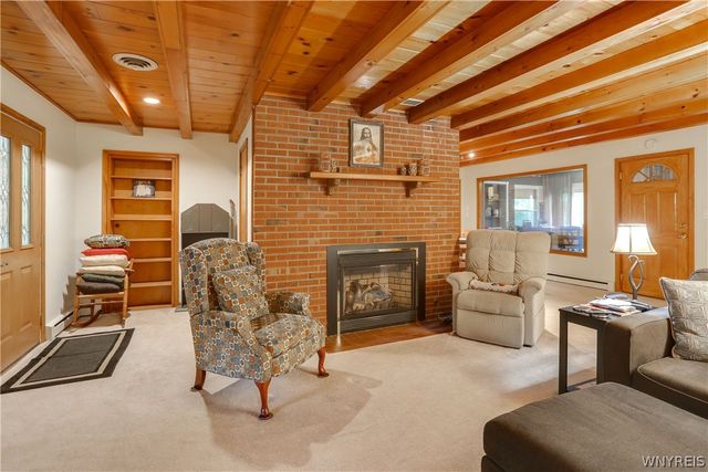 4135 Harris Hill Road, Clarence, NY 14221