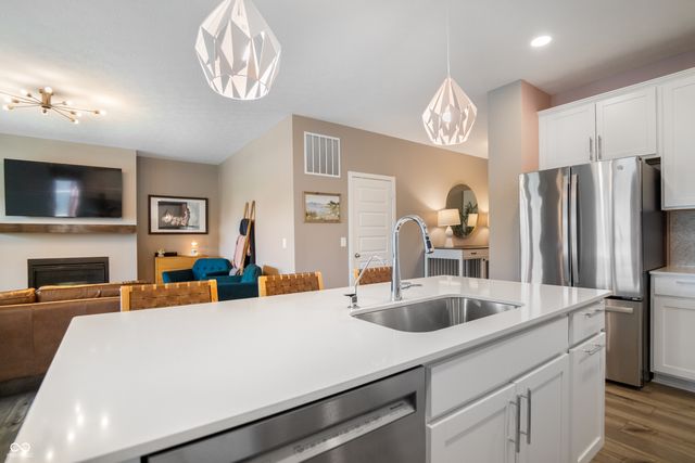 7412 Harbor Town Drive, Whitestown, IN 46075