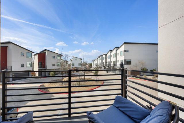 1417 Kramer LN 14, Austin, TX 78758