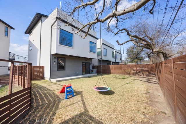 1417 Kramer LN 14, Austin, TX 78758