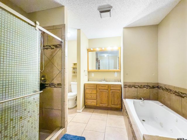 8090 CR 4528, Palestine, TX 75803