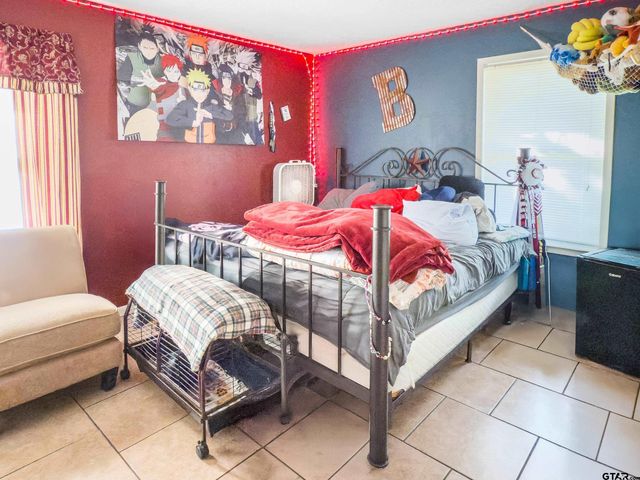 8090 CR 4528, Palestine, TX 75803