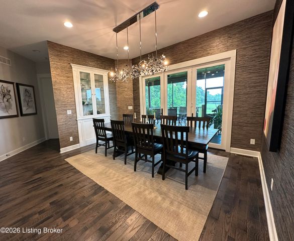 279 Lansdowne Cres, Louisville, KY 40245