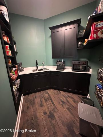279 Lansdowne Cres, Louisville, KY 40245