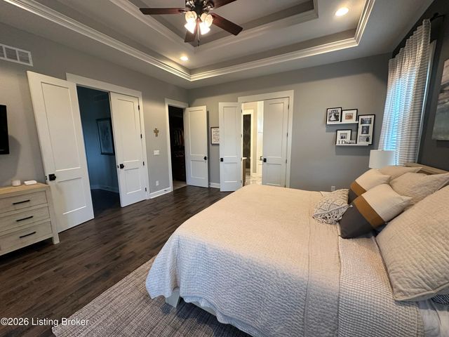 279 Lansdowne Cres, Louisville, KY 40245