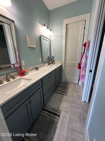 279 Lansdowne Cres, Louisville, KY 40245