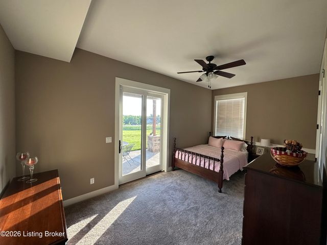 279 Lansdowne Cres, Louisville, KY 40245