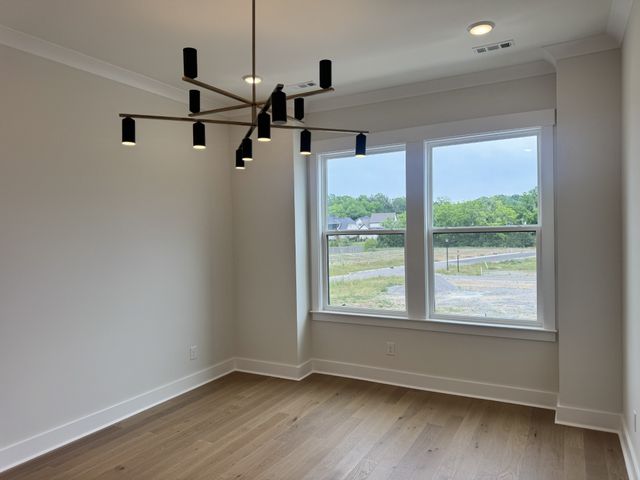 2084 Conductor Ln, Thompsons Station, TN 37179