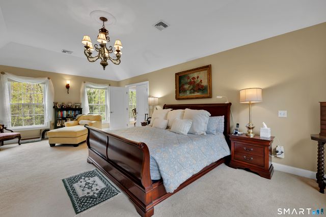 8 Curtiss Meadows, Woodbury, CT 06798
