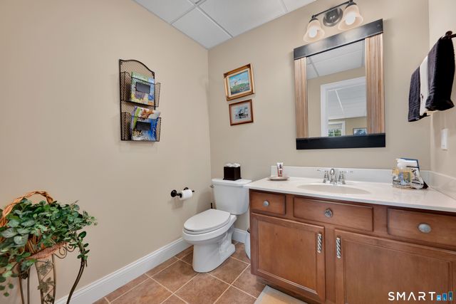 8 Curtiss Meadows, Woodbury, CT 06798