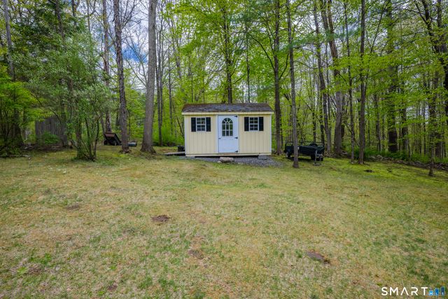 8 Curtiss Meadows, Woodbury, CT 06798