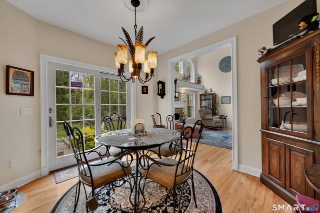 8 Curtiss Meadows, Woodbury, CT 06798