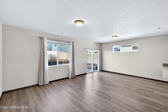 193 N Inkwood ST, Post Falls, ID 83854