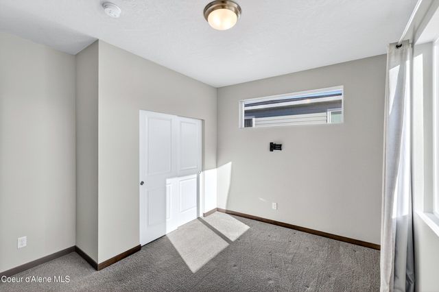 193 N Inkwood ST, Post Falls, ID 83854