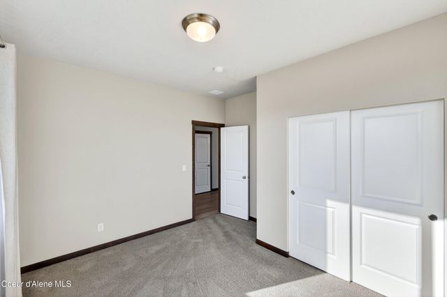 193 N Inkwood ST, Post Falls, ID 83854