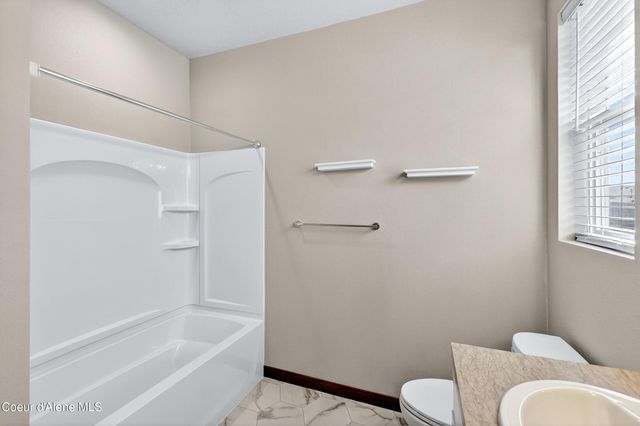 193 N Inkwood ST, Post Falls, ID 83854