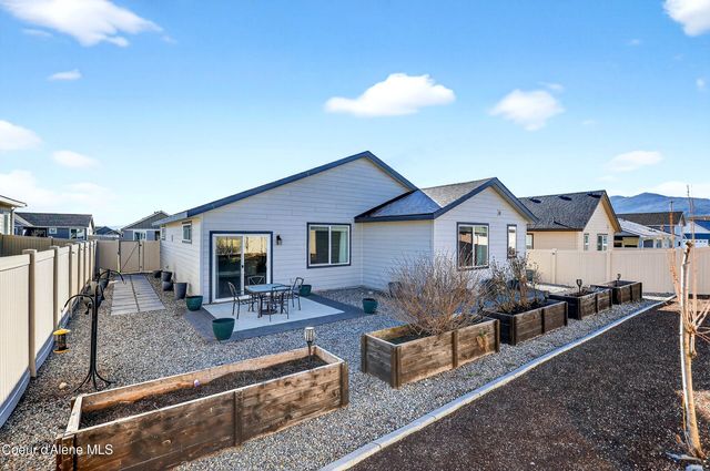 193 N Inkwood ST, Post Falls, ID 83854