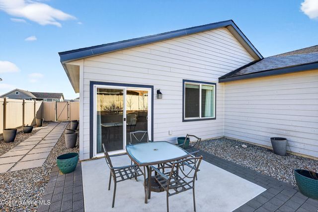 193 N Inkwood ST, Post Falls, ID 83854