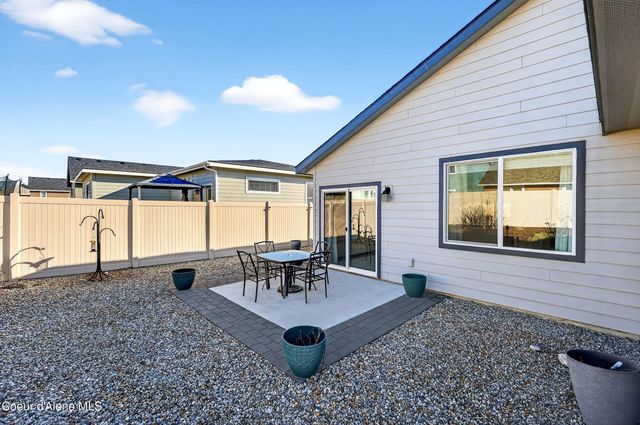 193 N Inkwood ST, Post Falls, ID 83854