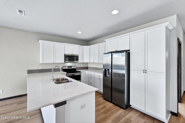 193 N Inkwood ST, Post Falls, ID 83854