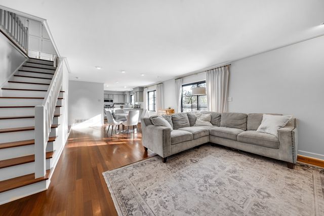 17635 W Windslow Drive, Grayslake, IL 60030