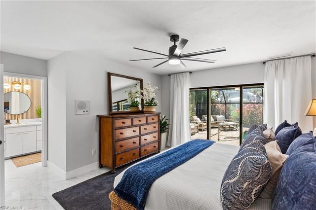 588 Tierra Mar LN 23, Naples, FL 34108