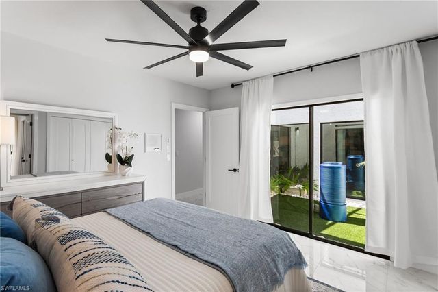 588 Tierra Mar LN 23, Naples, FL 34108