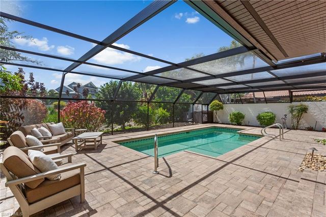 588 Tierra Mar LN 23, Naples, FL 34108