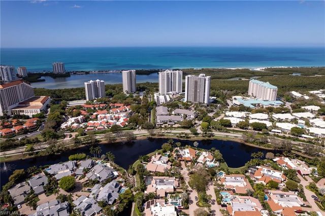 588 Tierra Mar LN 23, Naples, FL 34108