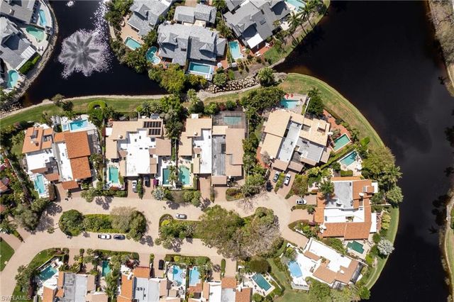 588 Tierra Mar LN 23, Naples, FL 34108