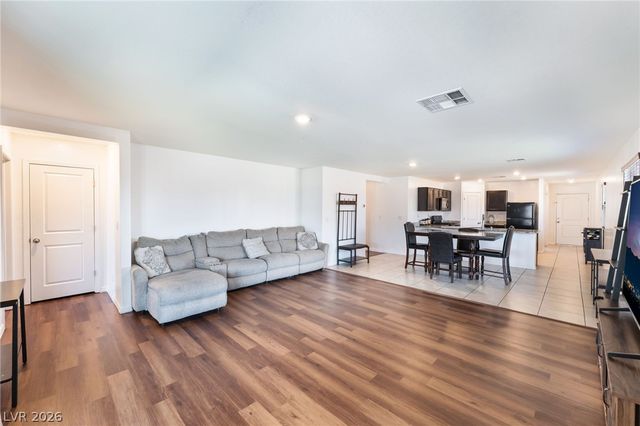 1886 Neoga Street, Las Vegas, NV 89115