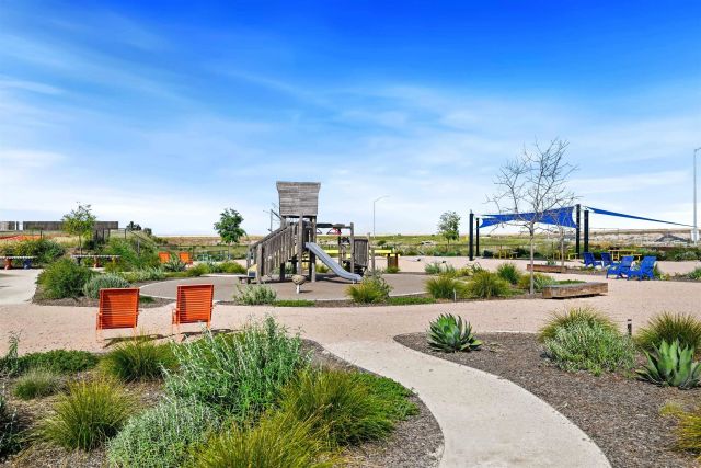 2066 Vela Ln, San Diego, CA 92154